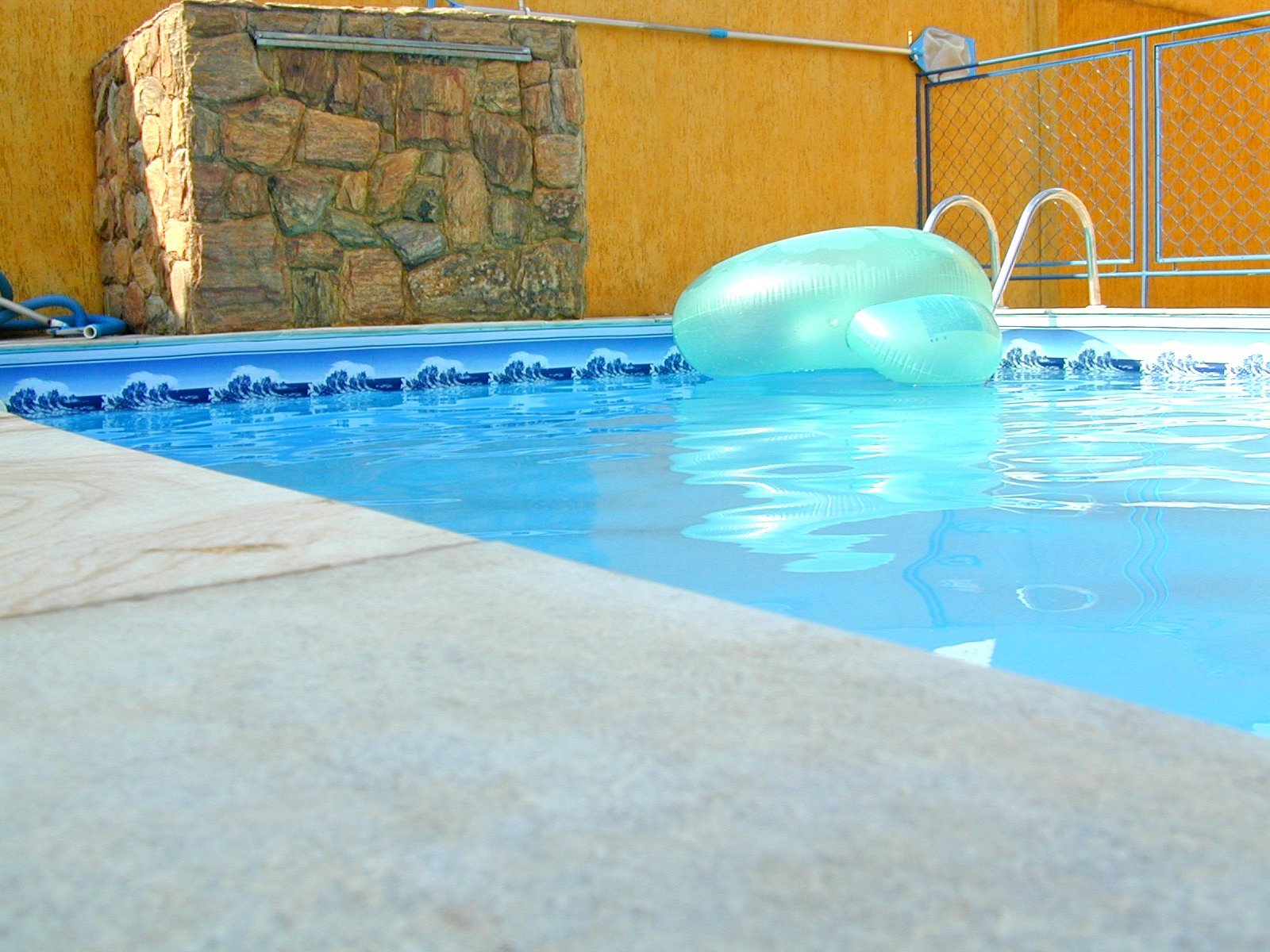 What You Need to Know About Pools Before Buying One